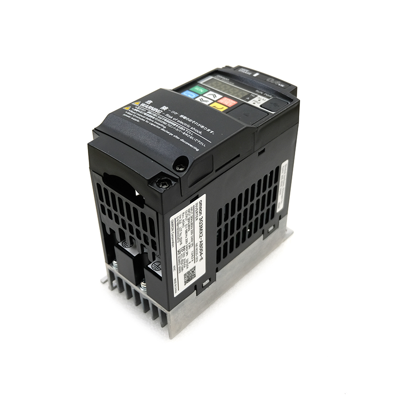 Компактный преобразователь частоты Omron 3G3MX2-AB004-E для промышленности