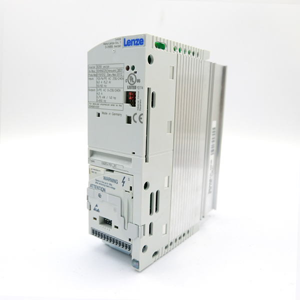 Оригинальный частотный преобразователь Lenze E82EV751K2C