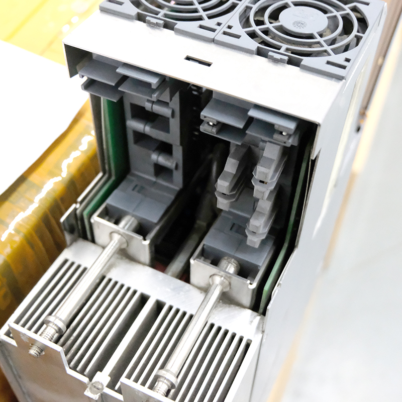 B&R 8BVI0220HWD0.000-1