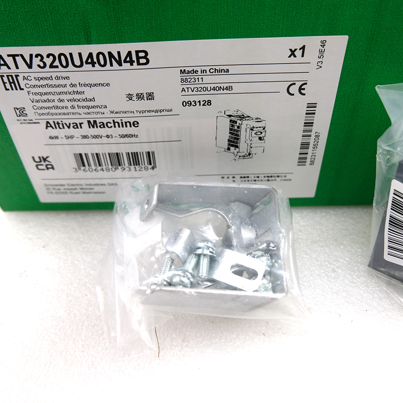 Schneider Electric ATV320U40N4B