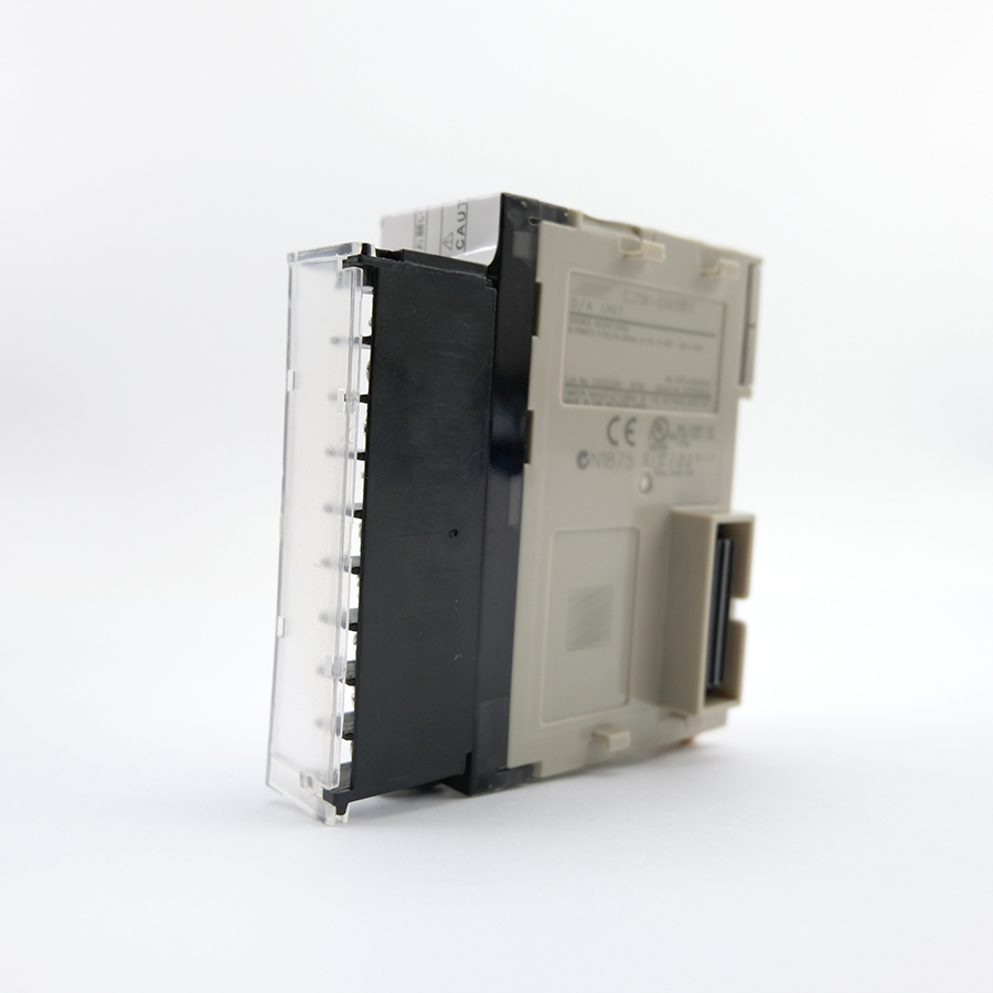 OMRON CJ1W-DA08V