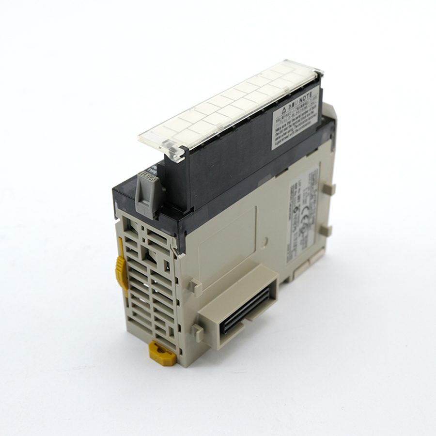 OMRON CJ1W-TC002