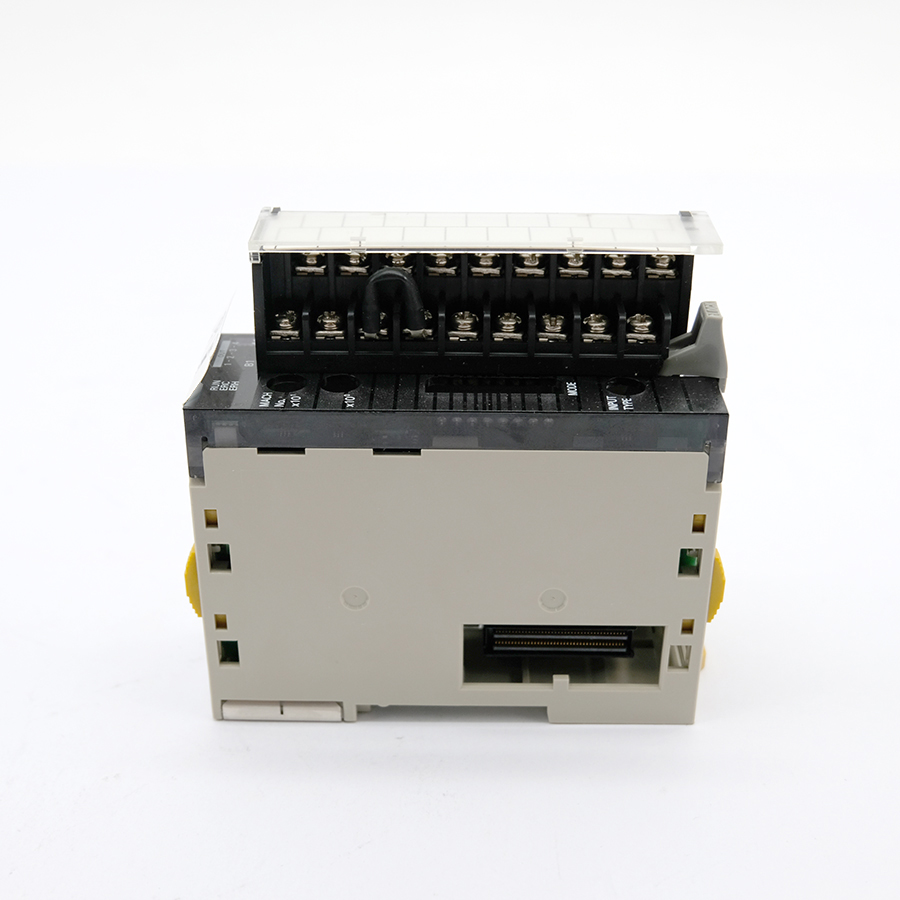 OMRON CJ1W-TC002