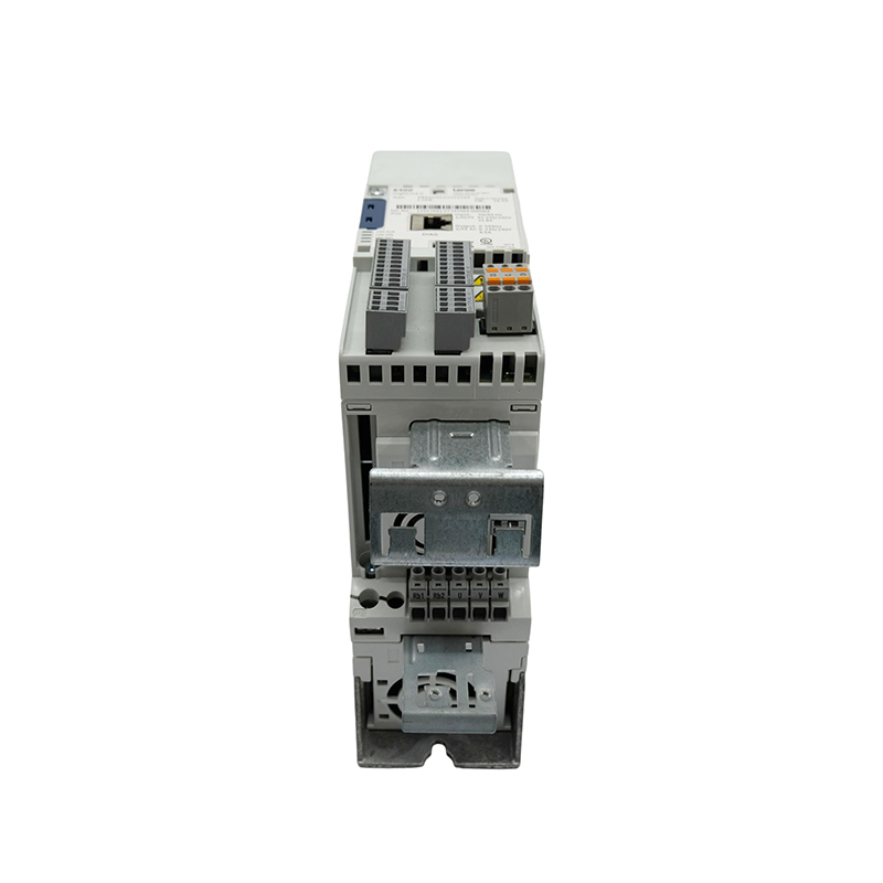 Новый оригинальный инвертор Lenze E84AVSCE3024SXS в наличии