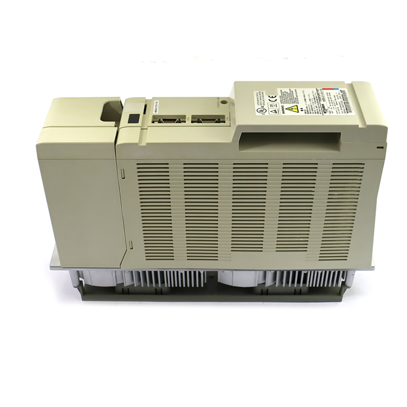 Блок сервопривода Mitsubishi Electric MDS-C1-CV-110 (11кВт, 3-фазный 200V)