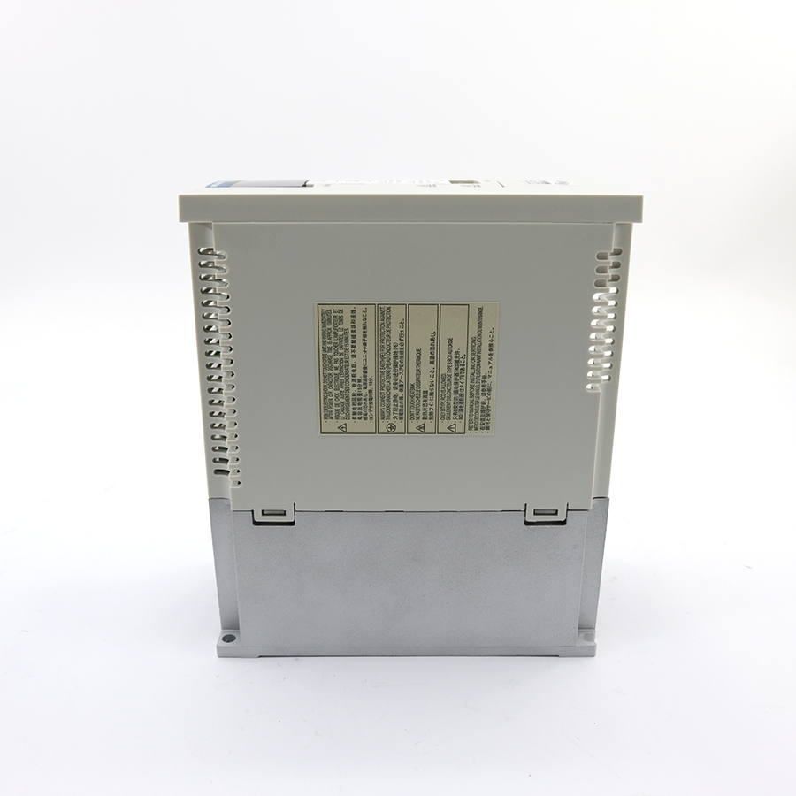 Сервоусилитель Mitsubishi Electric MR-J2S-200A (2.0кВт, 3-фазный 200V)